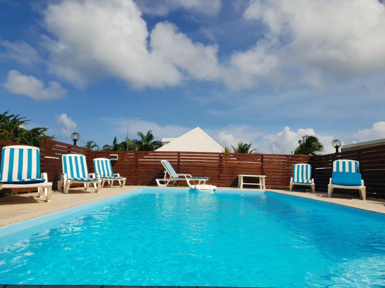 Location villa Ti'Flo 10 personnes en Guadeloupe – Saint François.