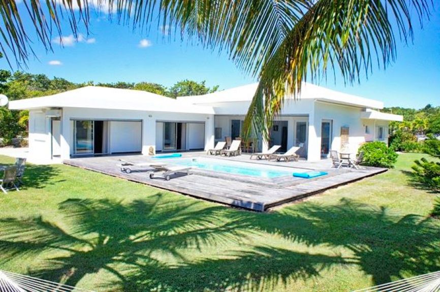 Location villa "Iwana" 8 à 9 personnes en Guadeloupe – Saint François.